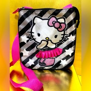 HELLO KITTY SANRIO CROSSBODY PURSE ADJUSTABLE STRAP ZIP TOP PINK/ BLACK/WHITE